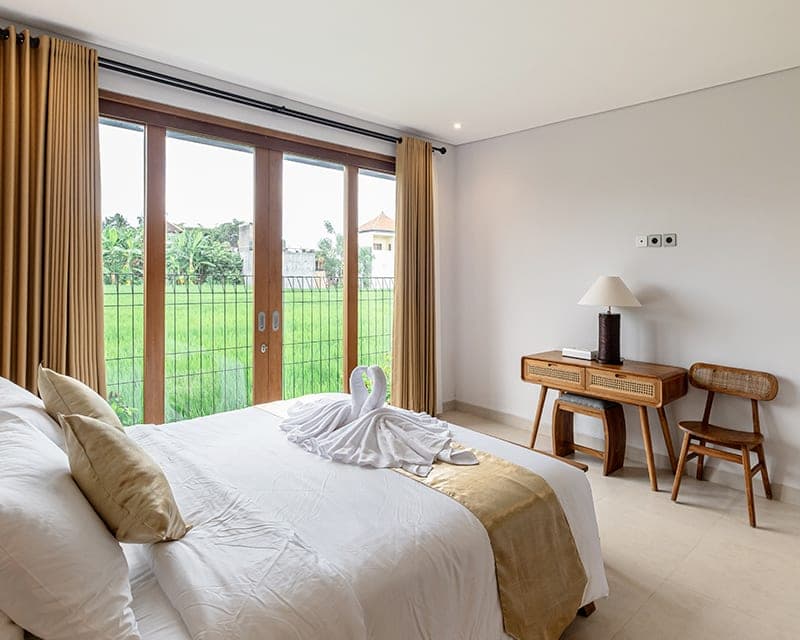 Mahagangga Villa bedroom — The Pool Suite
